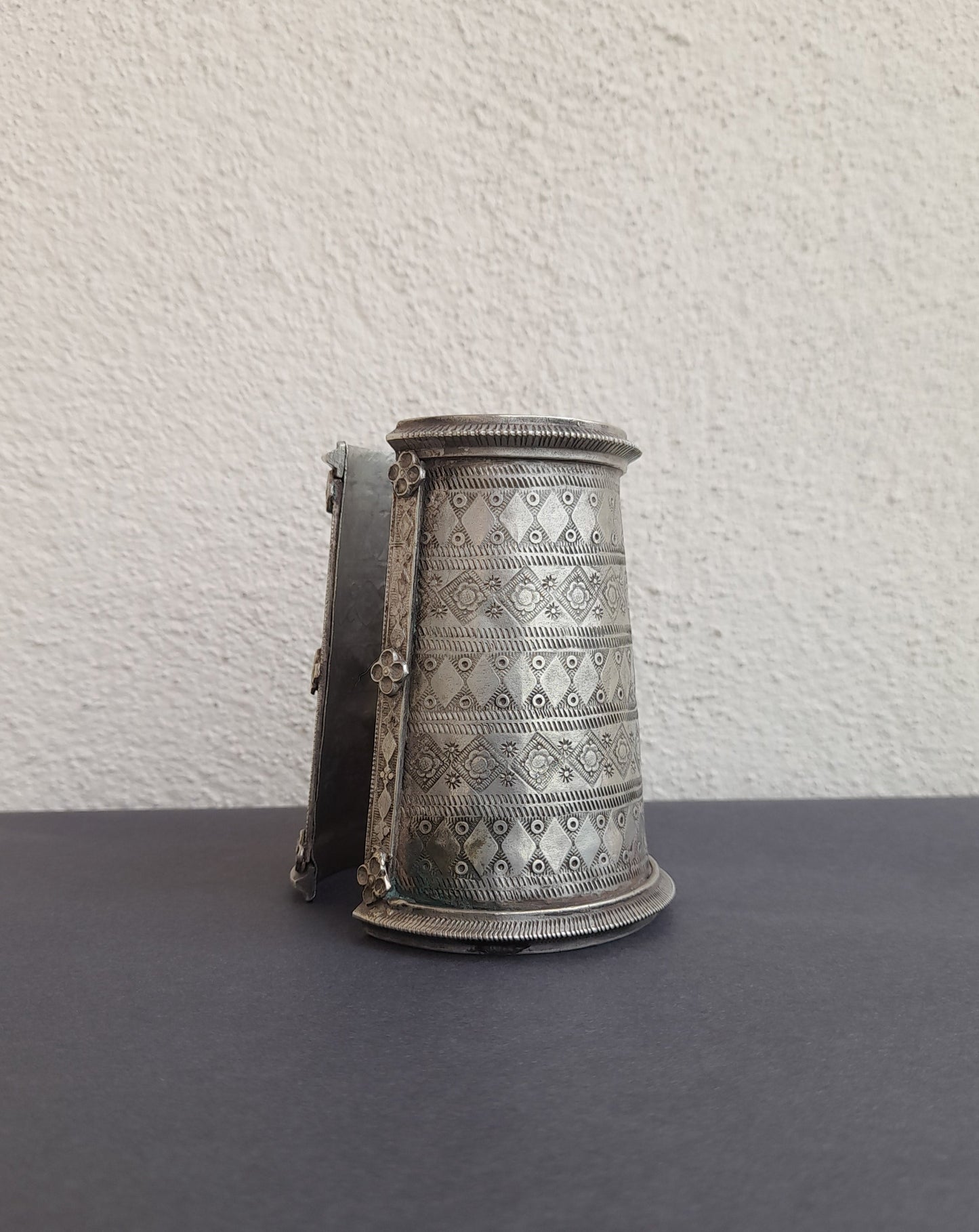 Keemat Afghan Kada