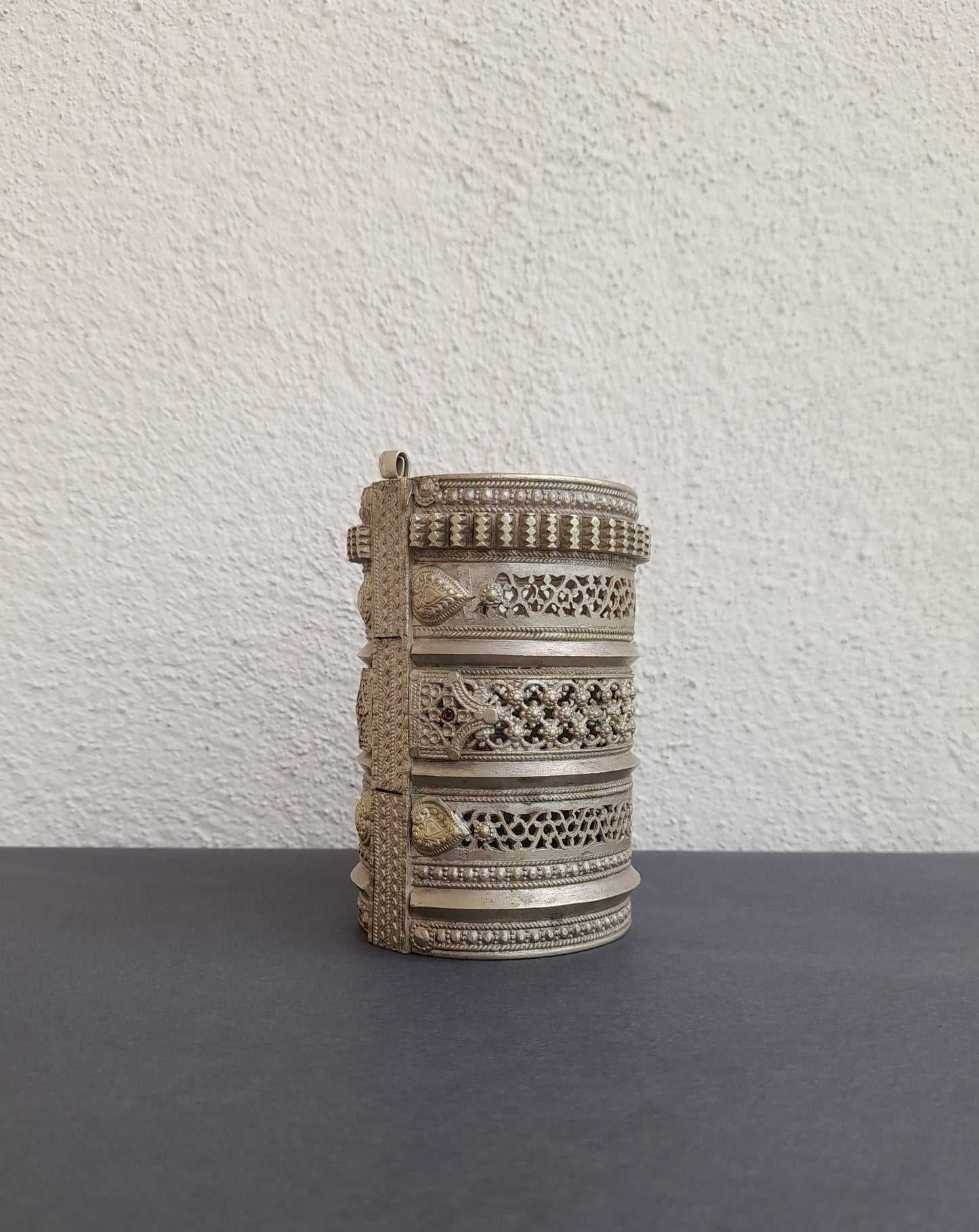 Bemisaal Afghan Kada