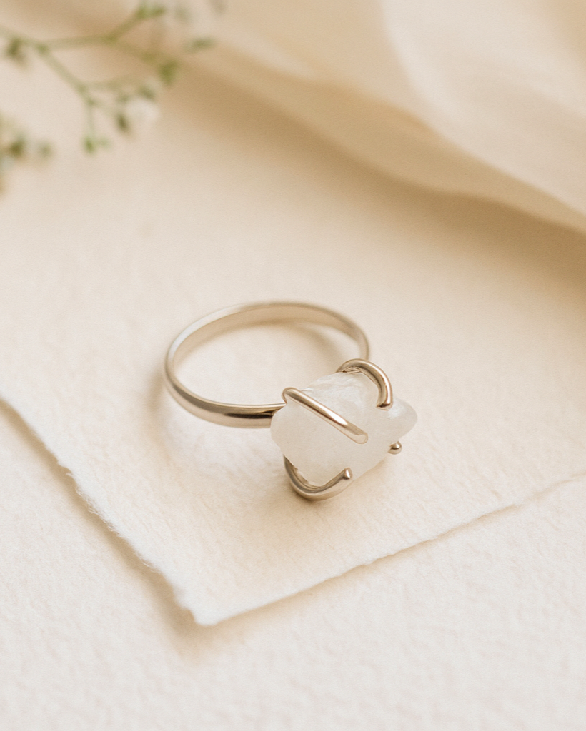 Raw Rainbow Moonstone Gemstone Sterling Silver Ring
