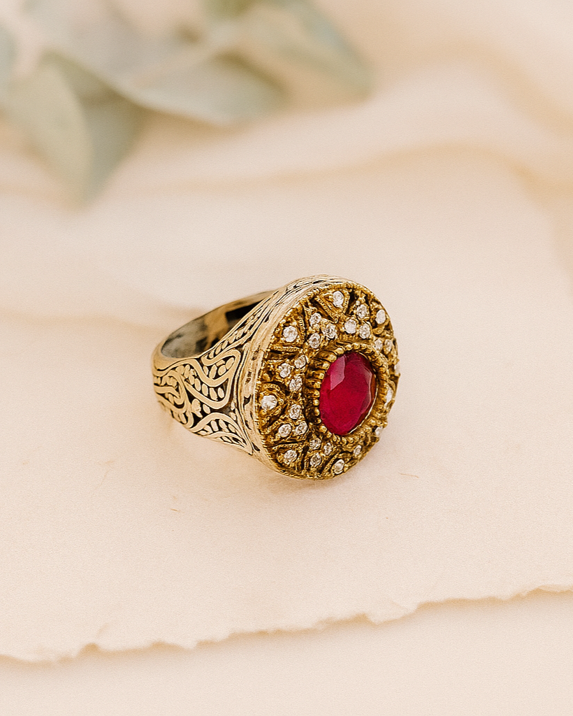 Dupahar Vintage Ring