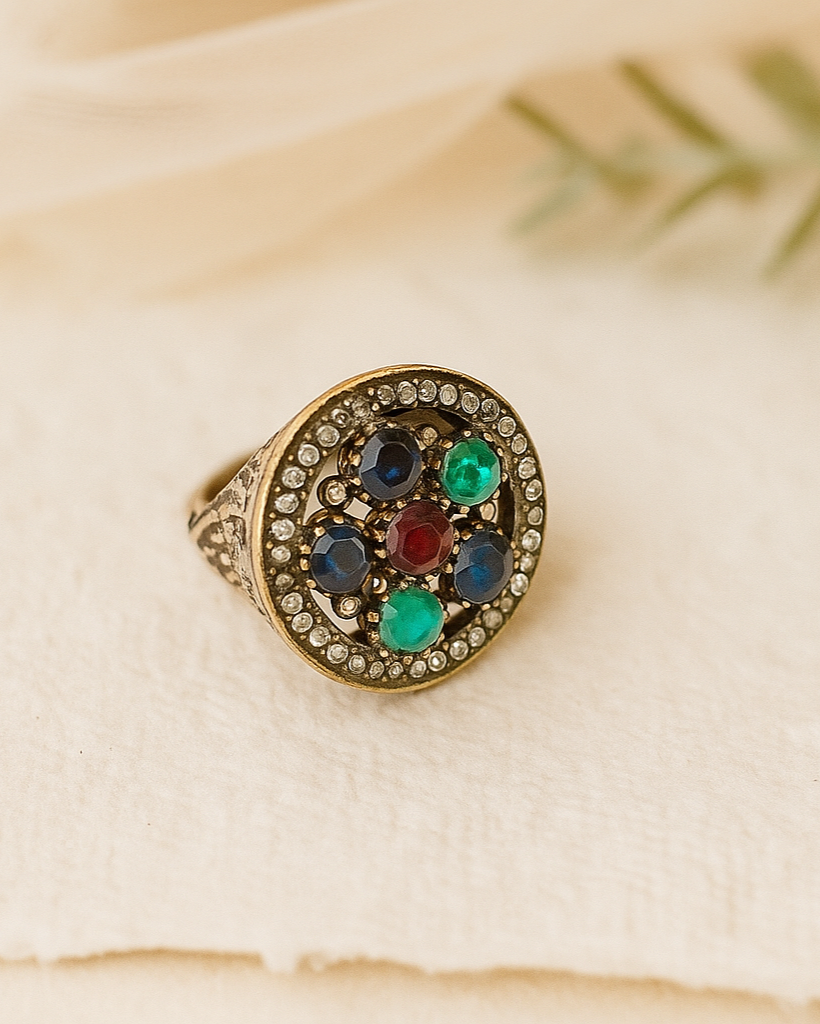 Sunehri Vintage Ring