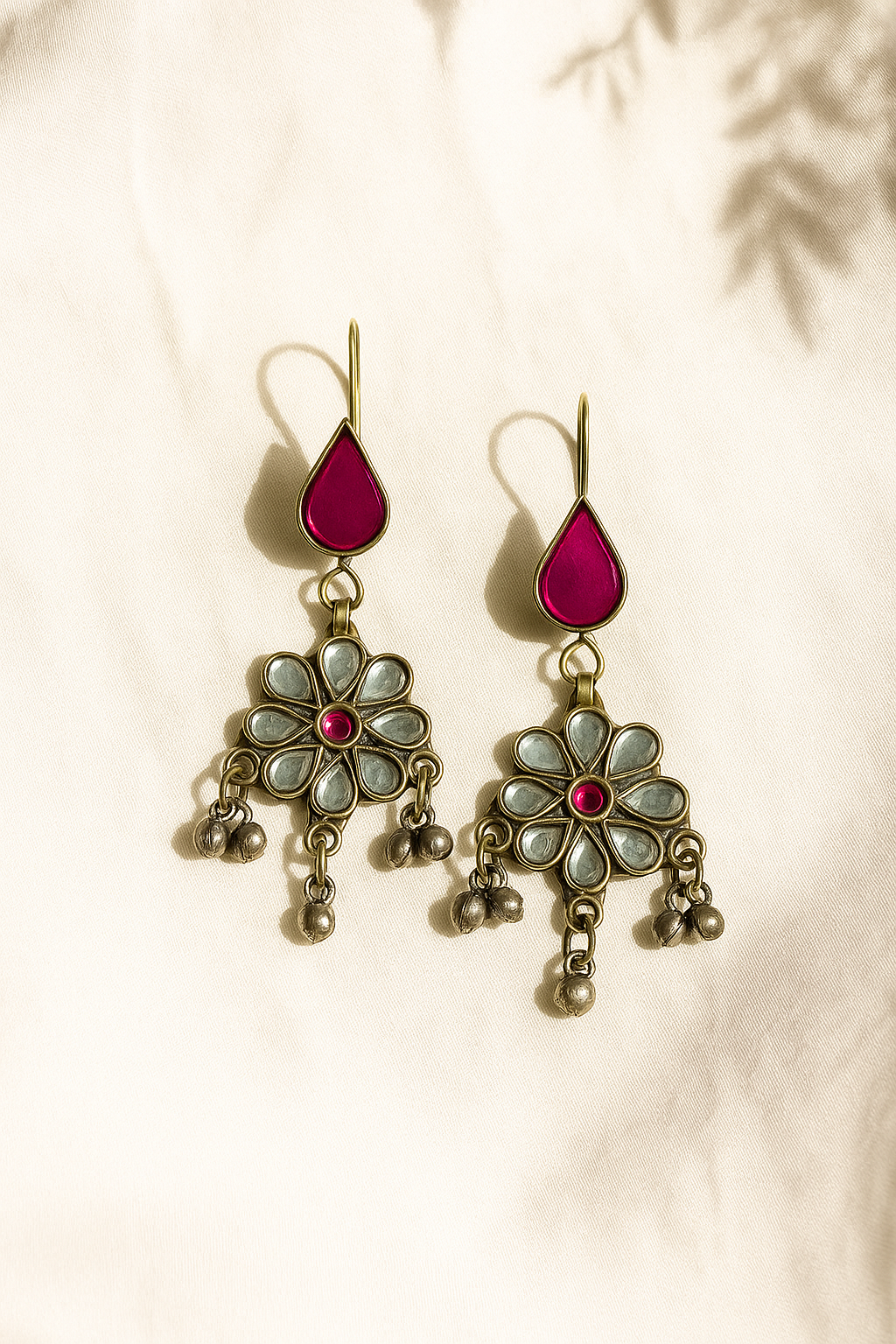 Guleri Glass Earrings