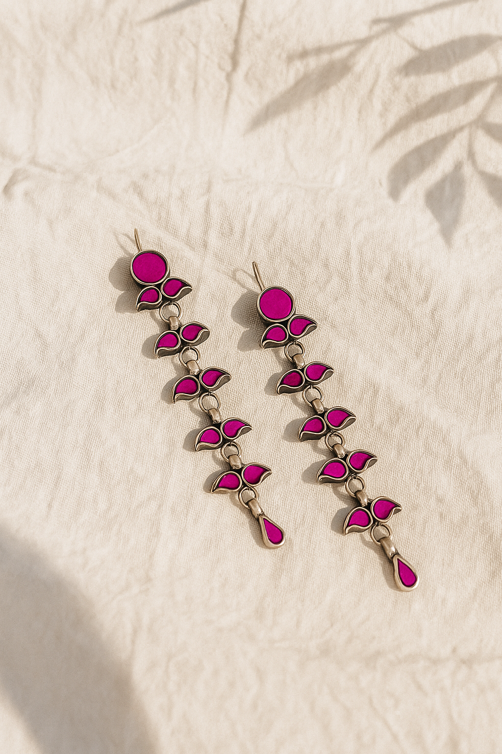 Guldasta Glass Earrings