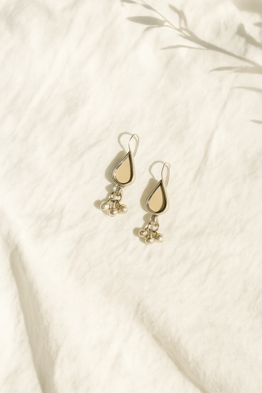 Boond Glass Earrings