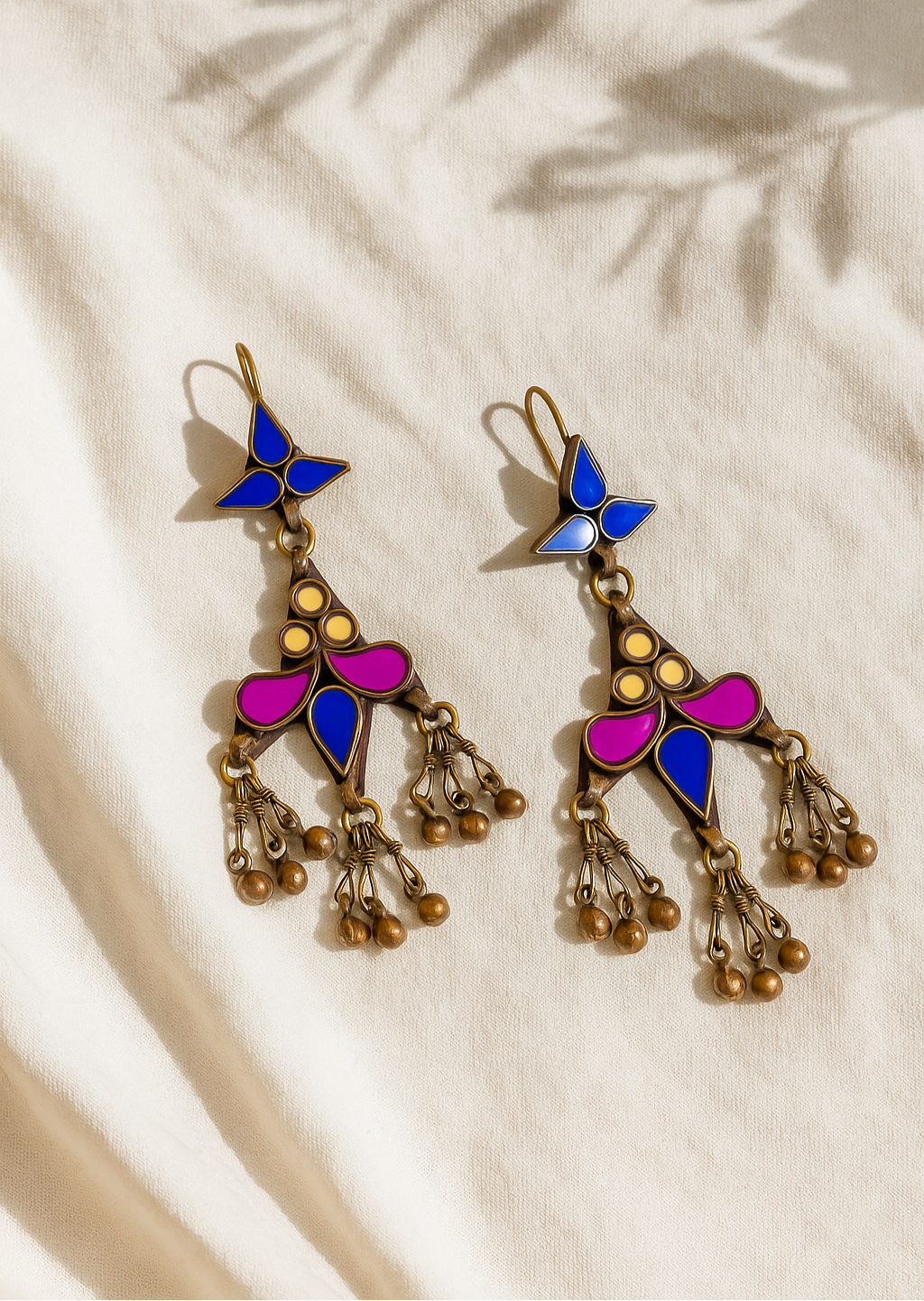 Tehrir Glass Earrings