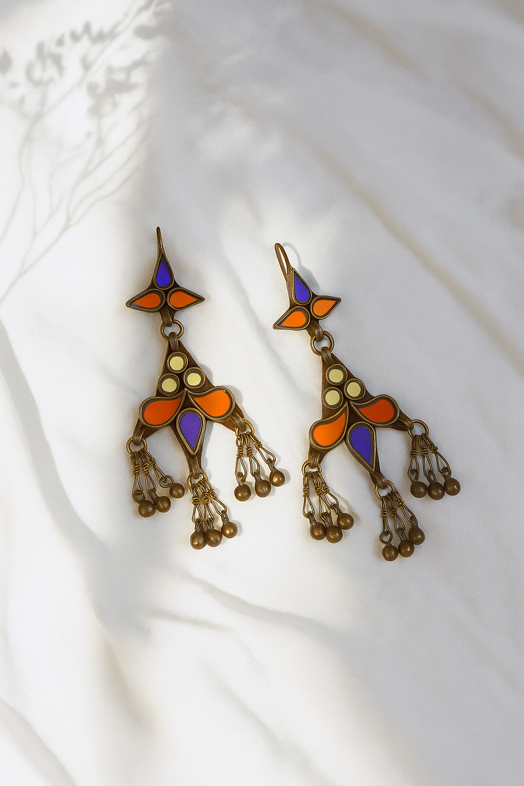 Tehrir Glass Earrings