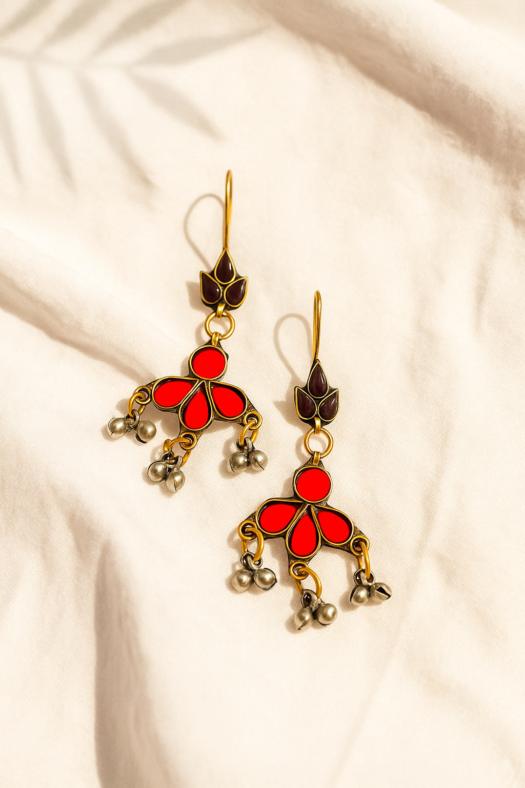 Dinaya Glass Earrings