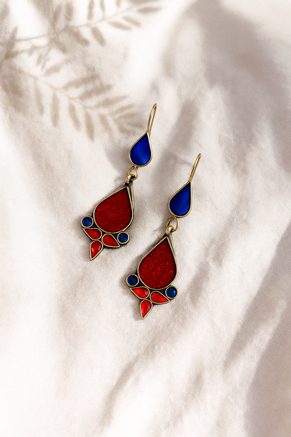 Trishool Glass Earrings
