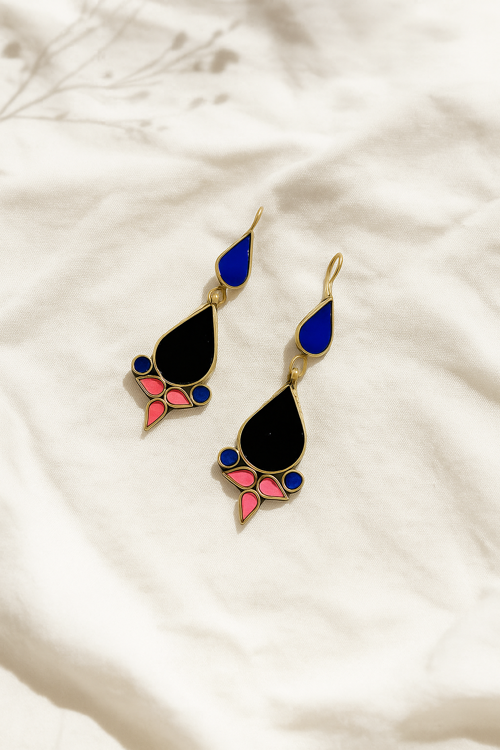 Trishool Glass Earrings