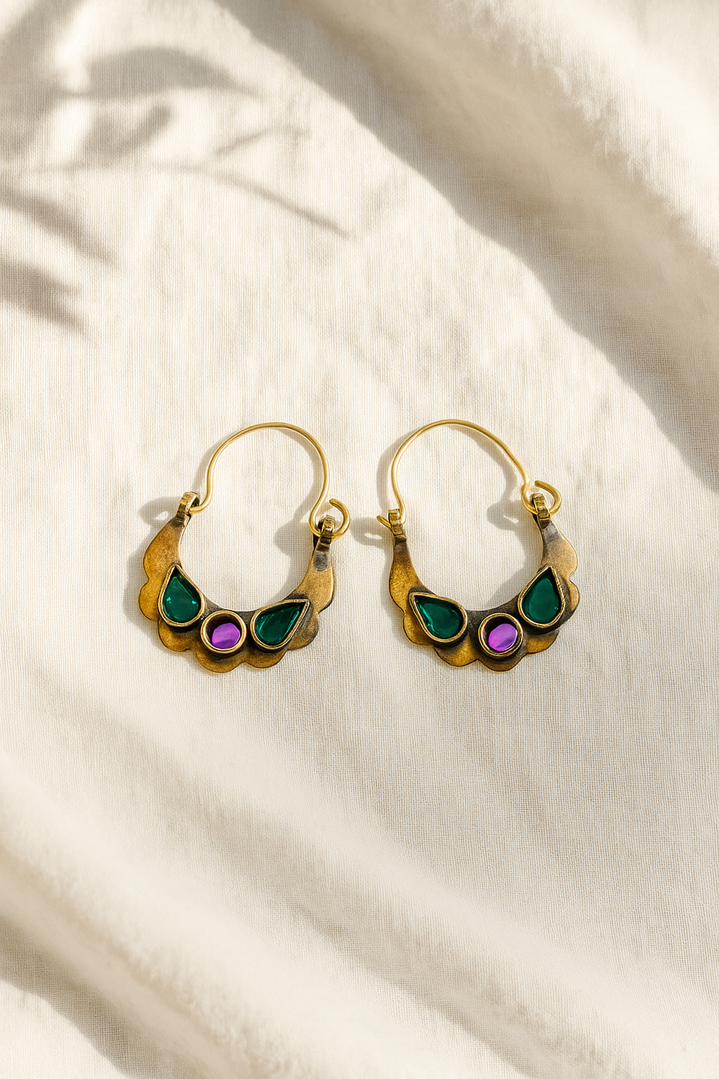 Sawaarna Glass Earrings