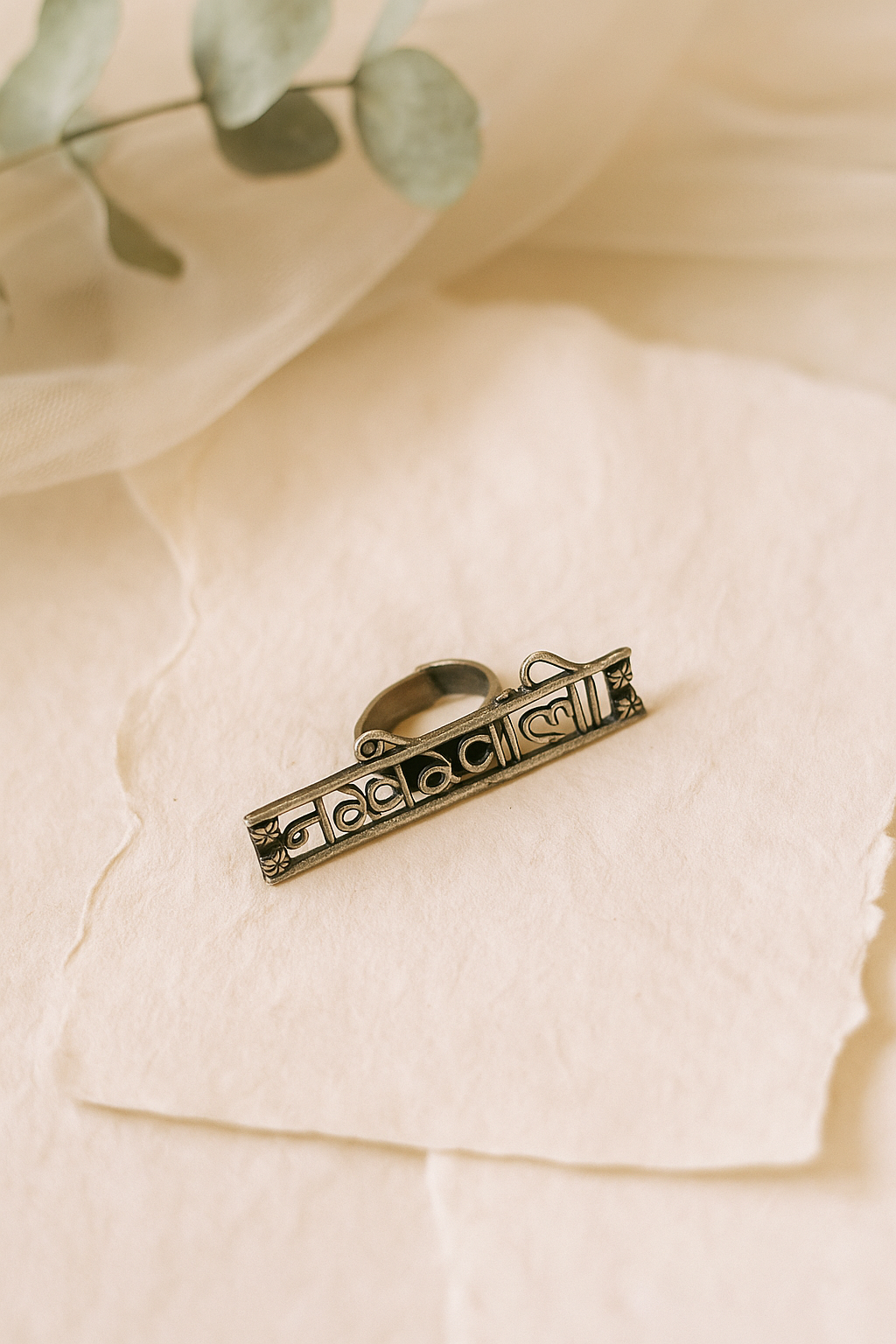 Nakhrewali Oxidised Ring