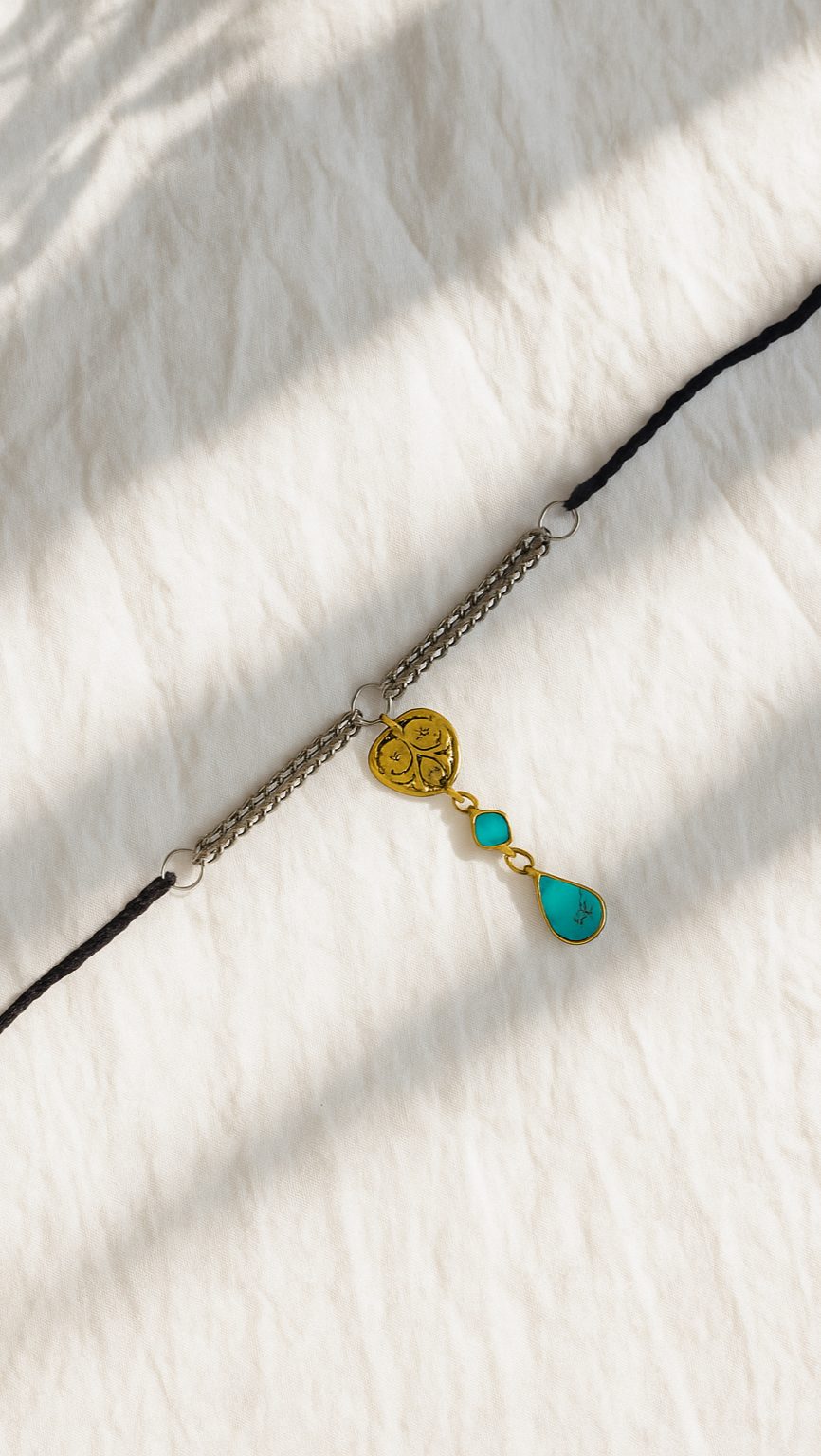 Apta Afghan Choker