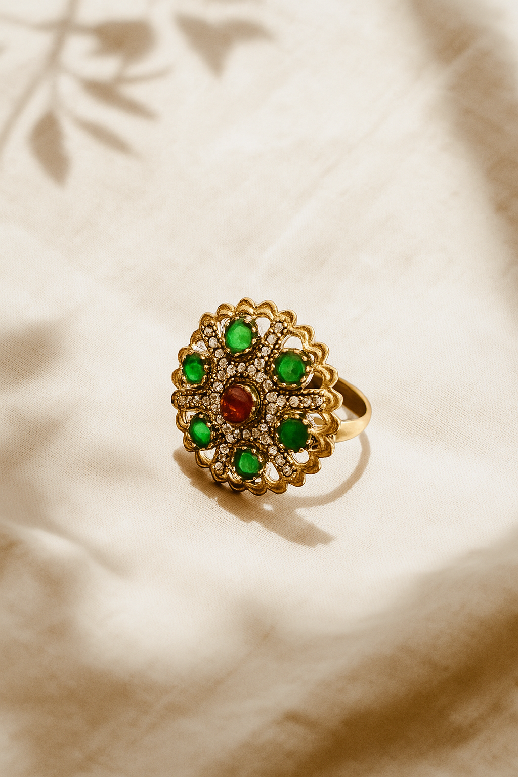 Kajal Vintage Ring