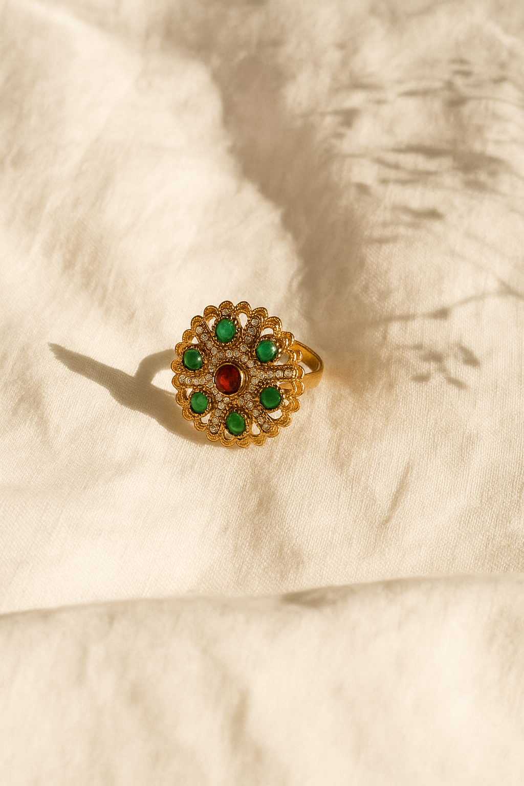 Kajal Vintage Ring