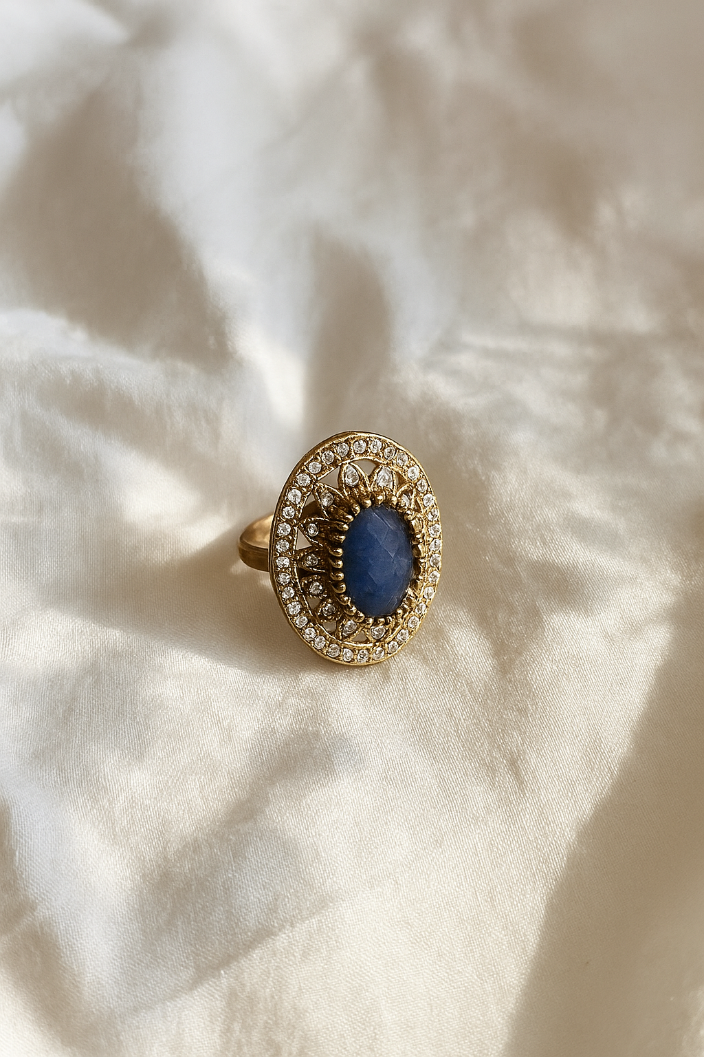 Aangan Vintage Ring