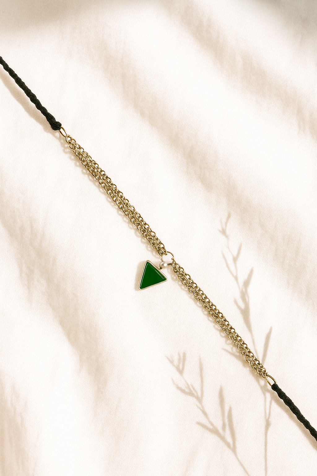 Madhura Glass Choker