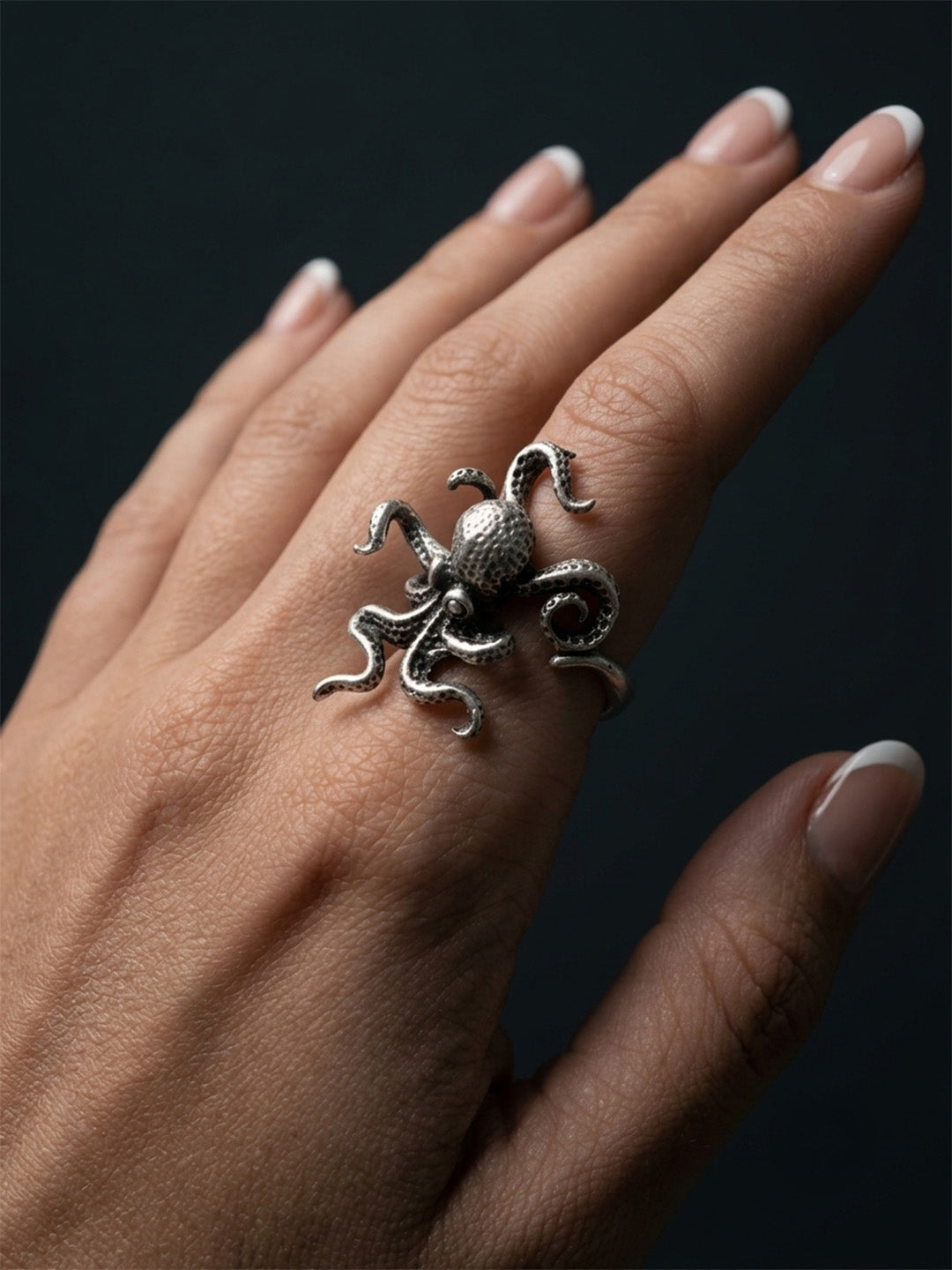 Okhai Zamak Ring