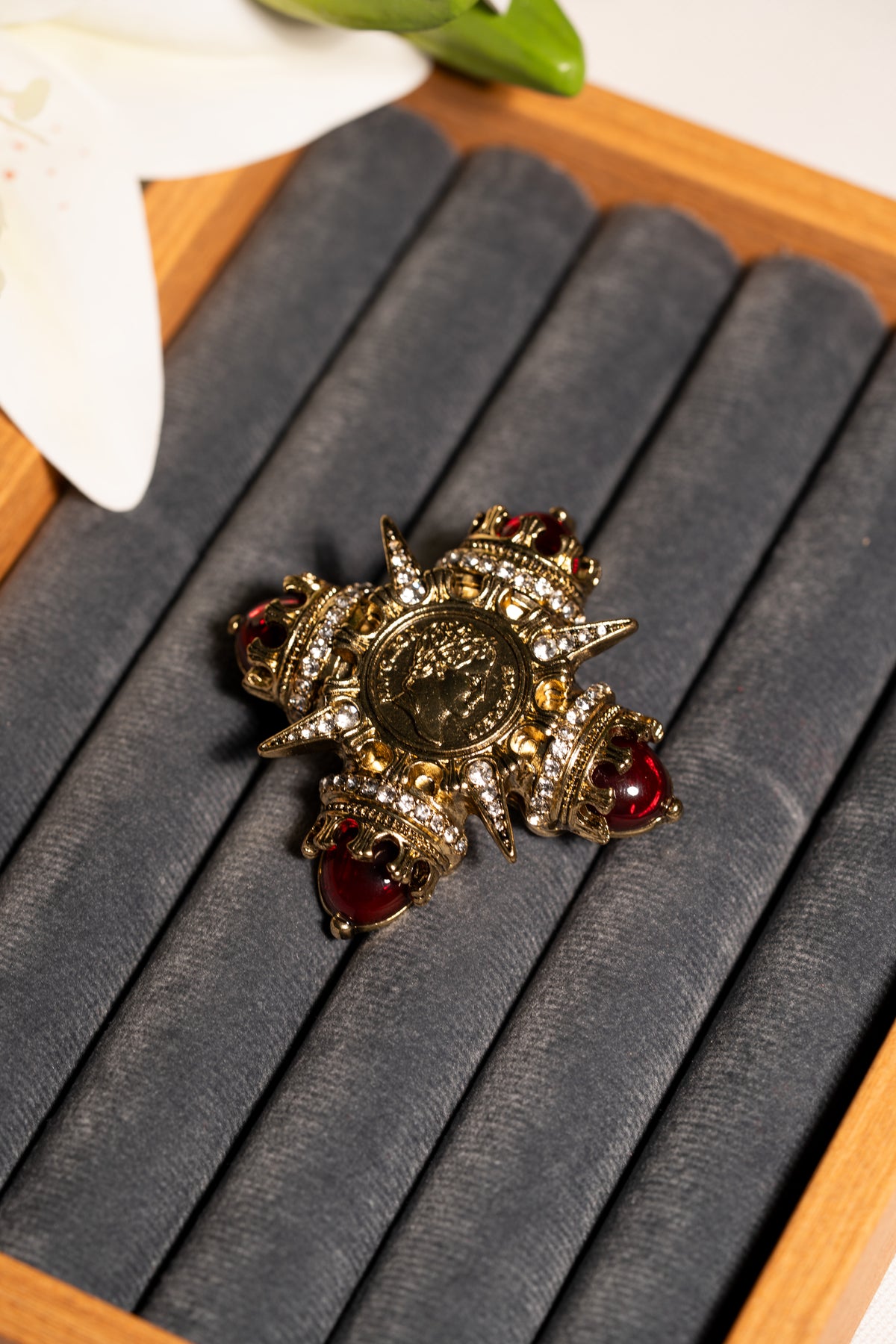 Victorian Antique Brooch