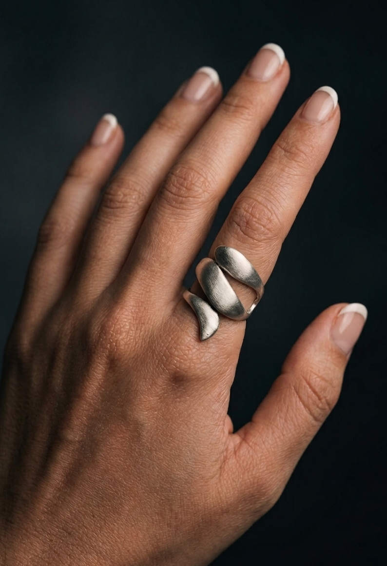 Shagupta Zamak Ring