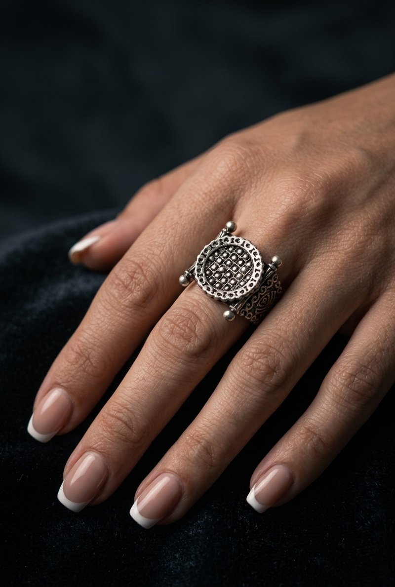Anushka Zamak Ring
