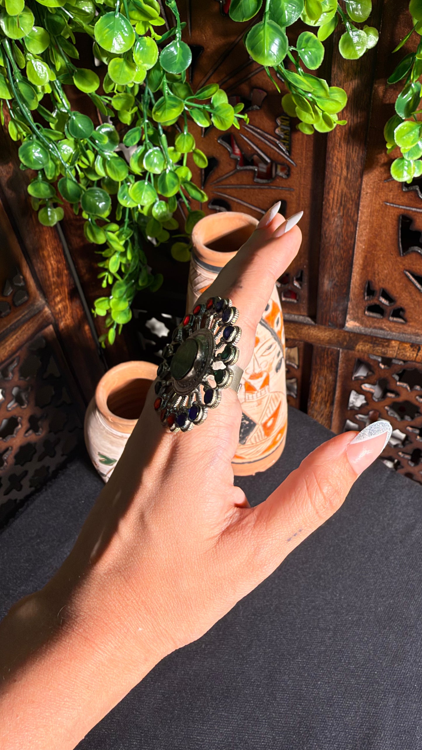 Sweekar Vintage Ring