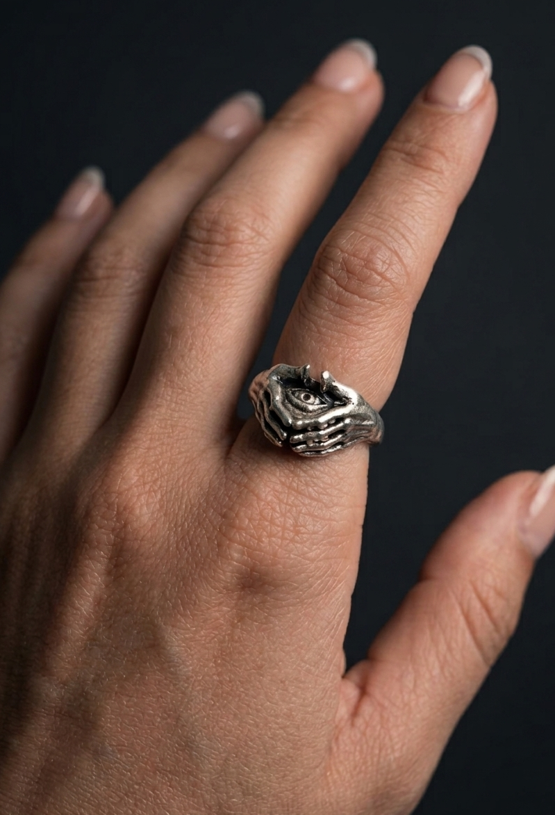 Jana Zamak Ring