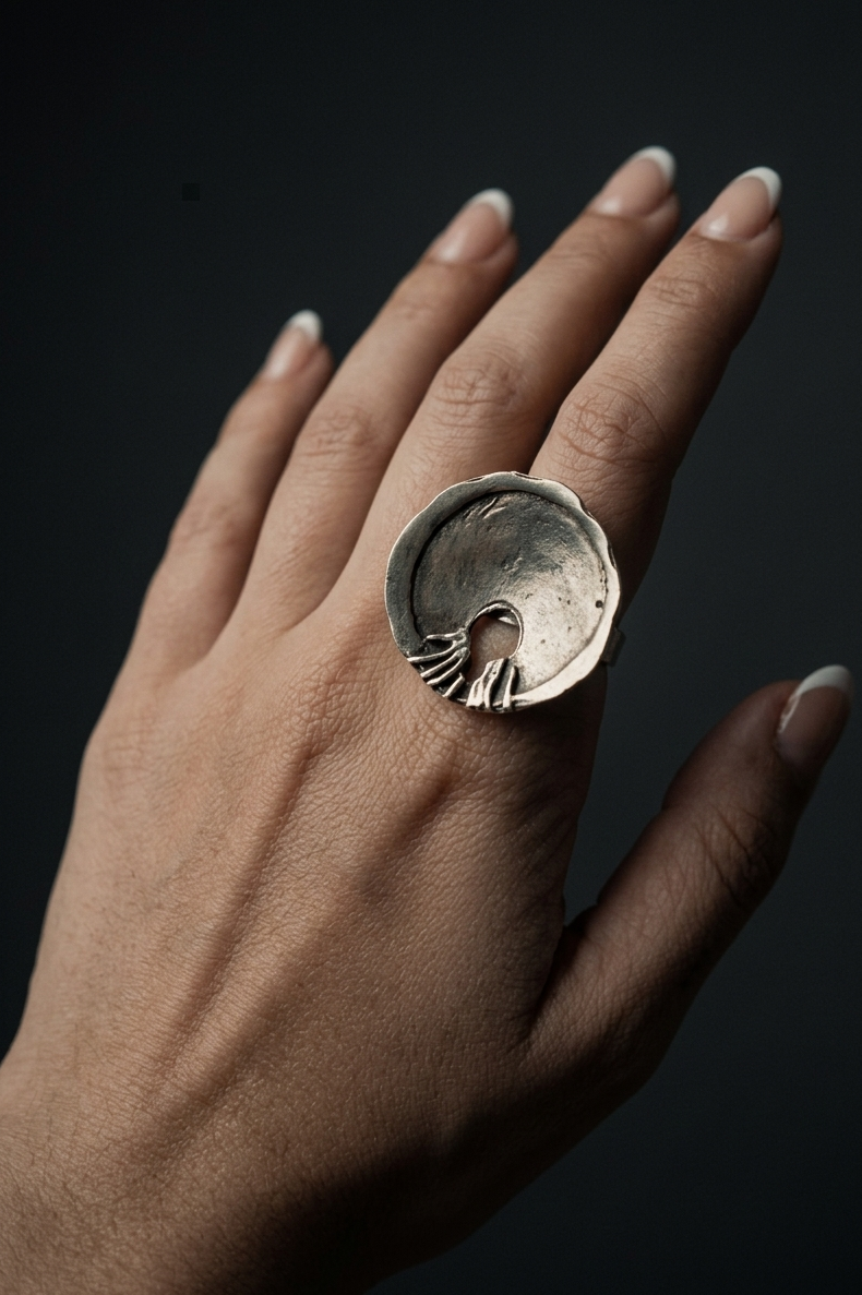 Tika Zamak Ring
