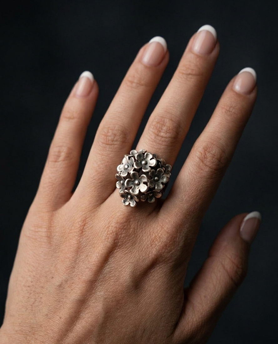 Guldasta Zamak Ring