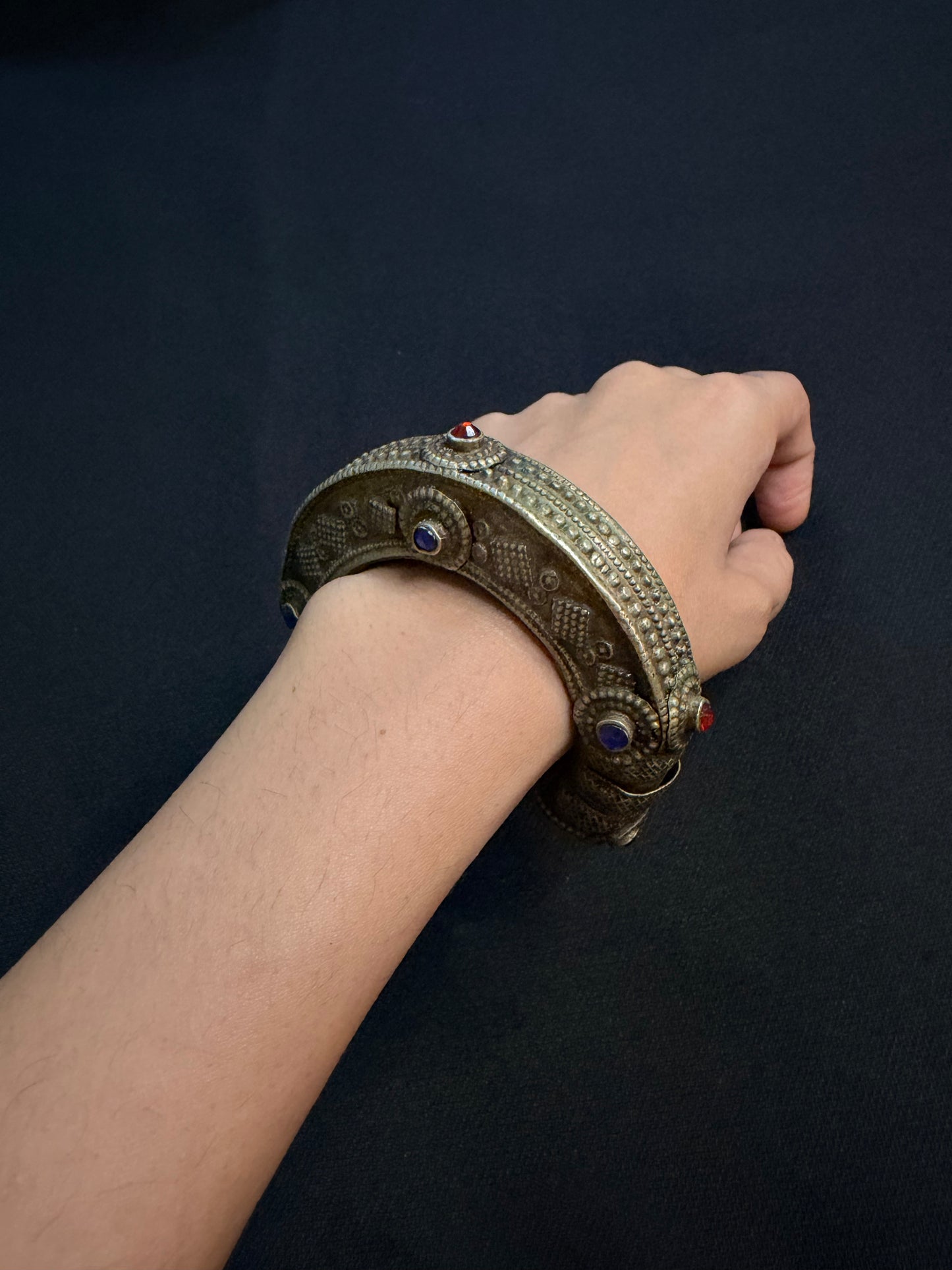 Harini Afghan Kada