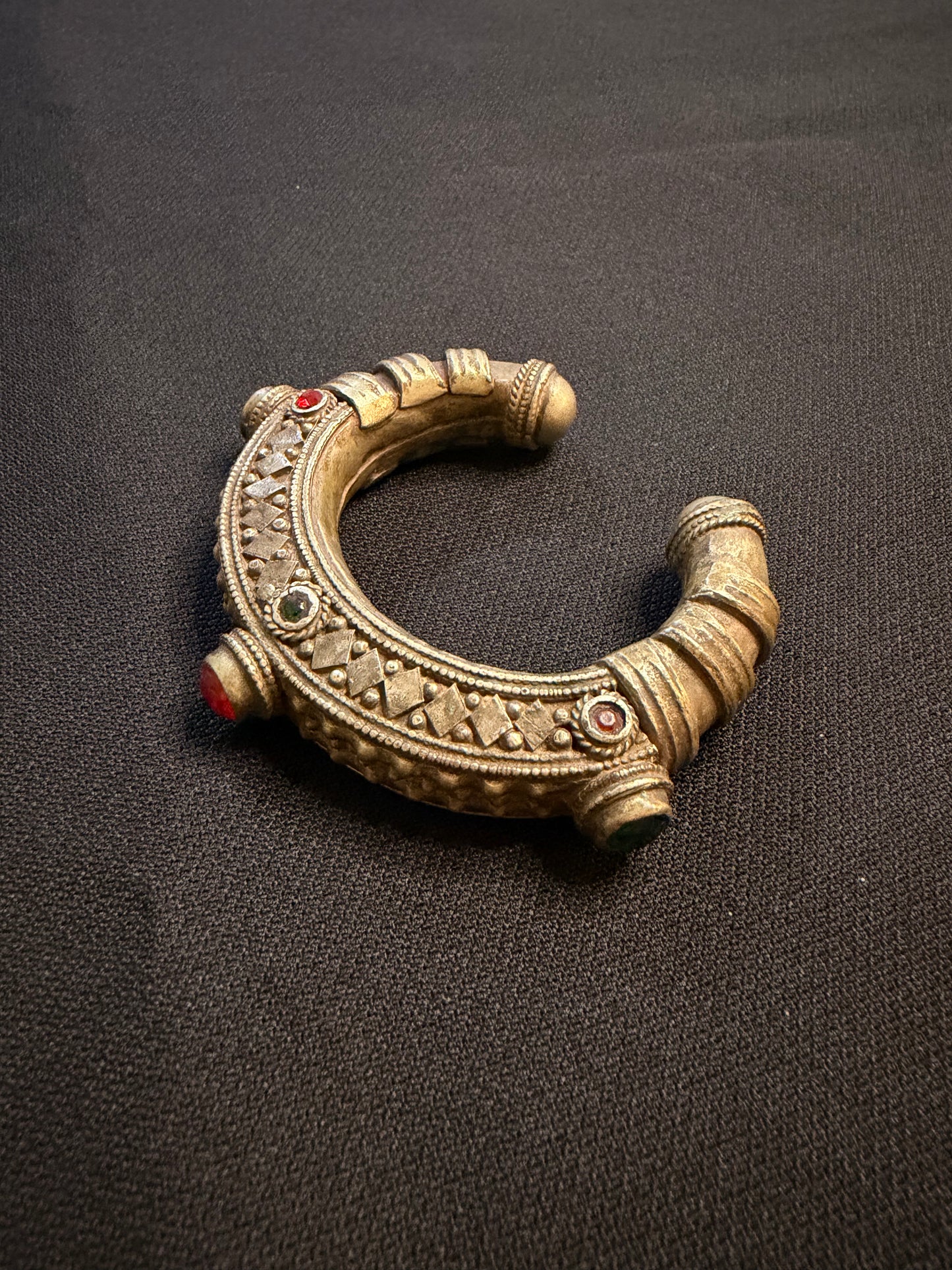 Lavi Afghan Kada