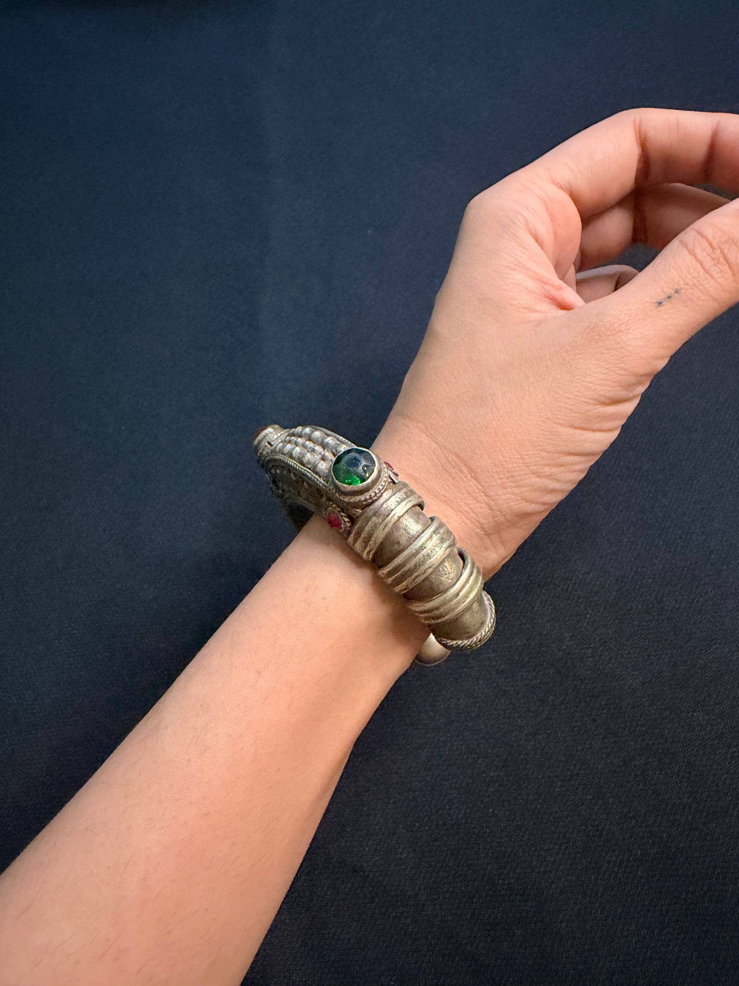 Lavi Afghan Kada