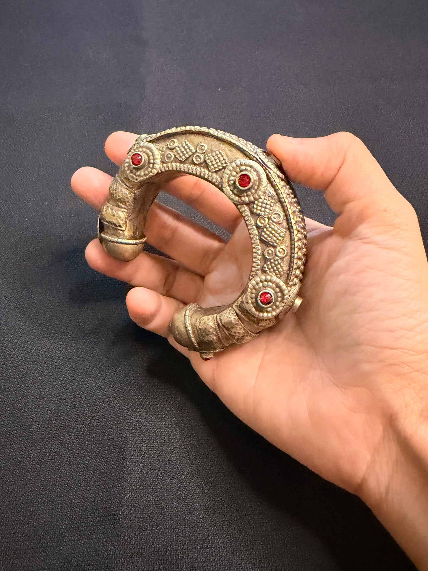 Tyla Afghan Kada