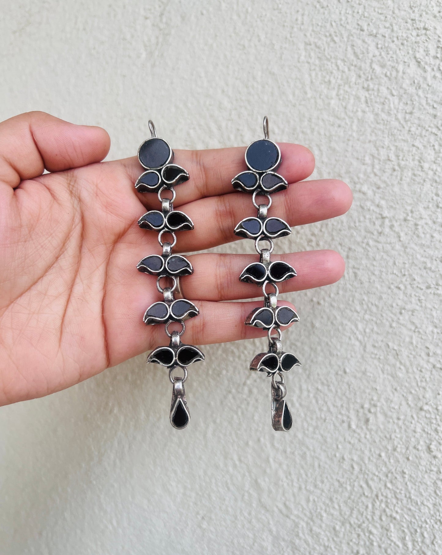 Guldasta Glass Earrings