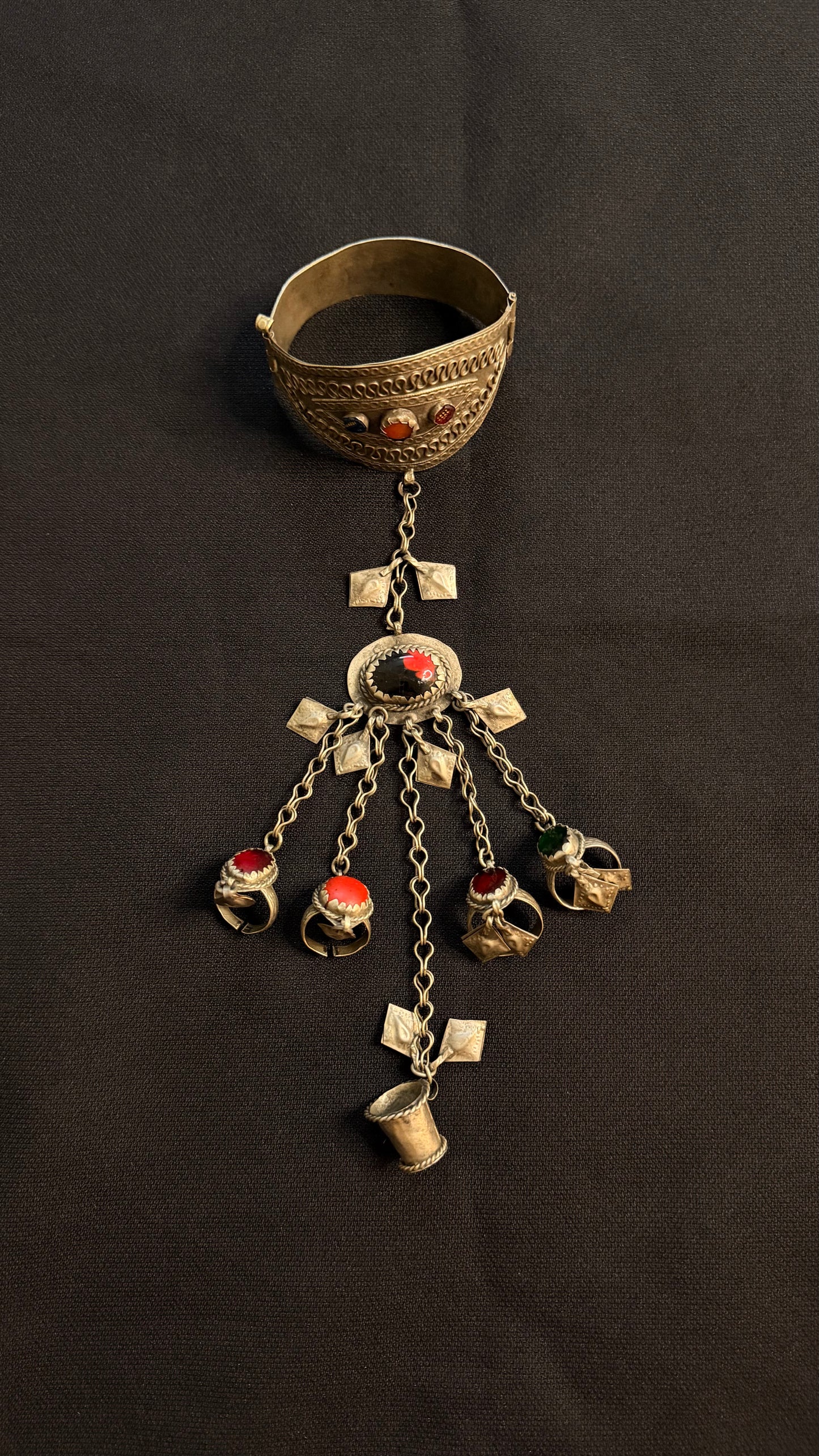 Pihar Afghan Haanthphool