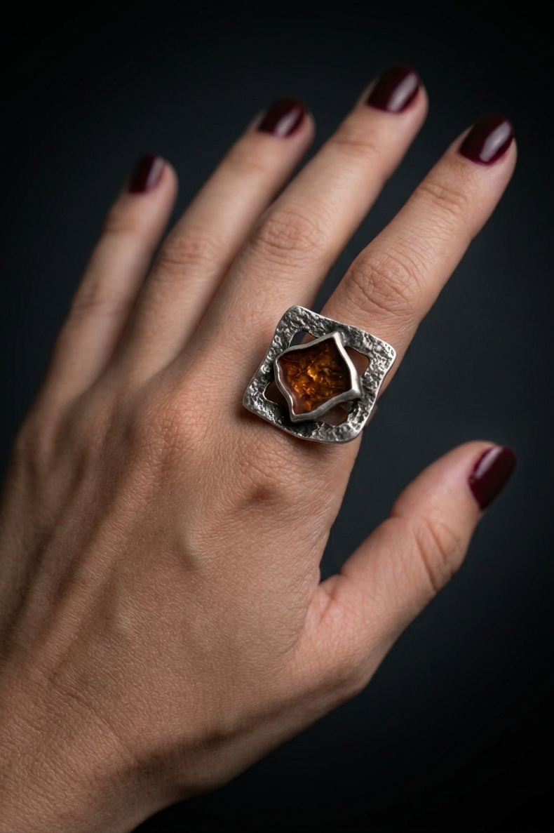 Jaalesh Zamak Ring