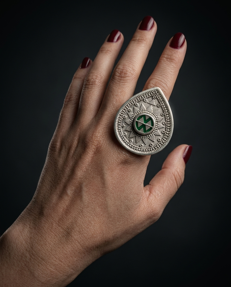 Ami Zamak Ring