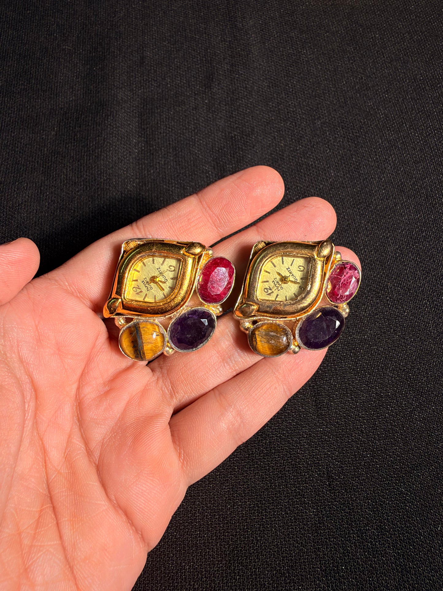 Kopal Clock Earrings