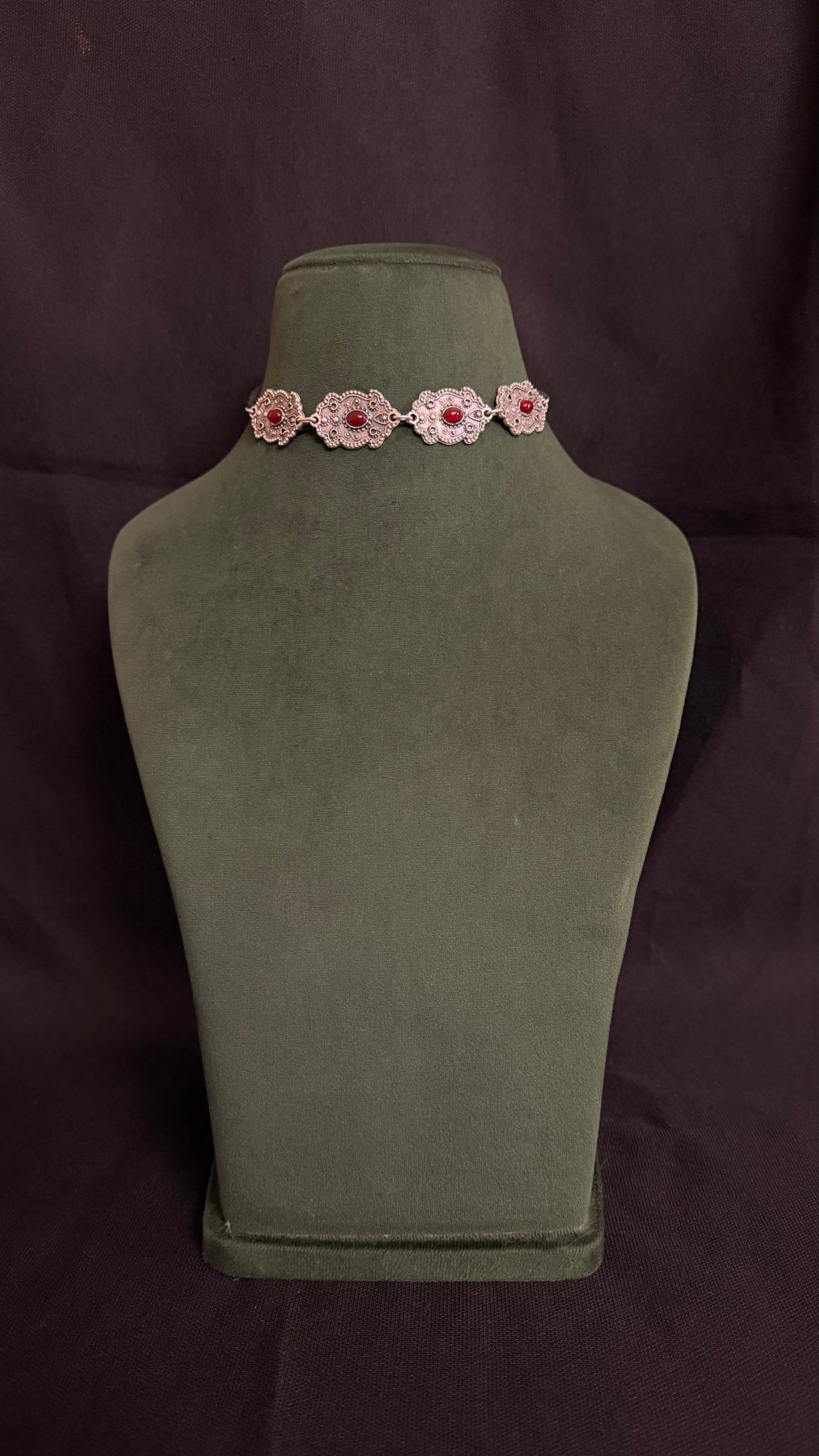 Puli Zamak Choker