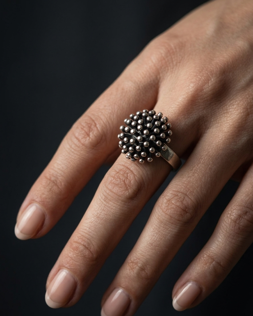 Zareen Zamak Ring