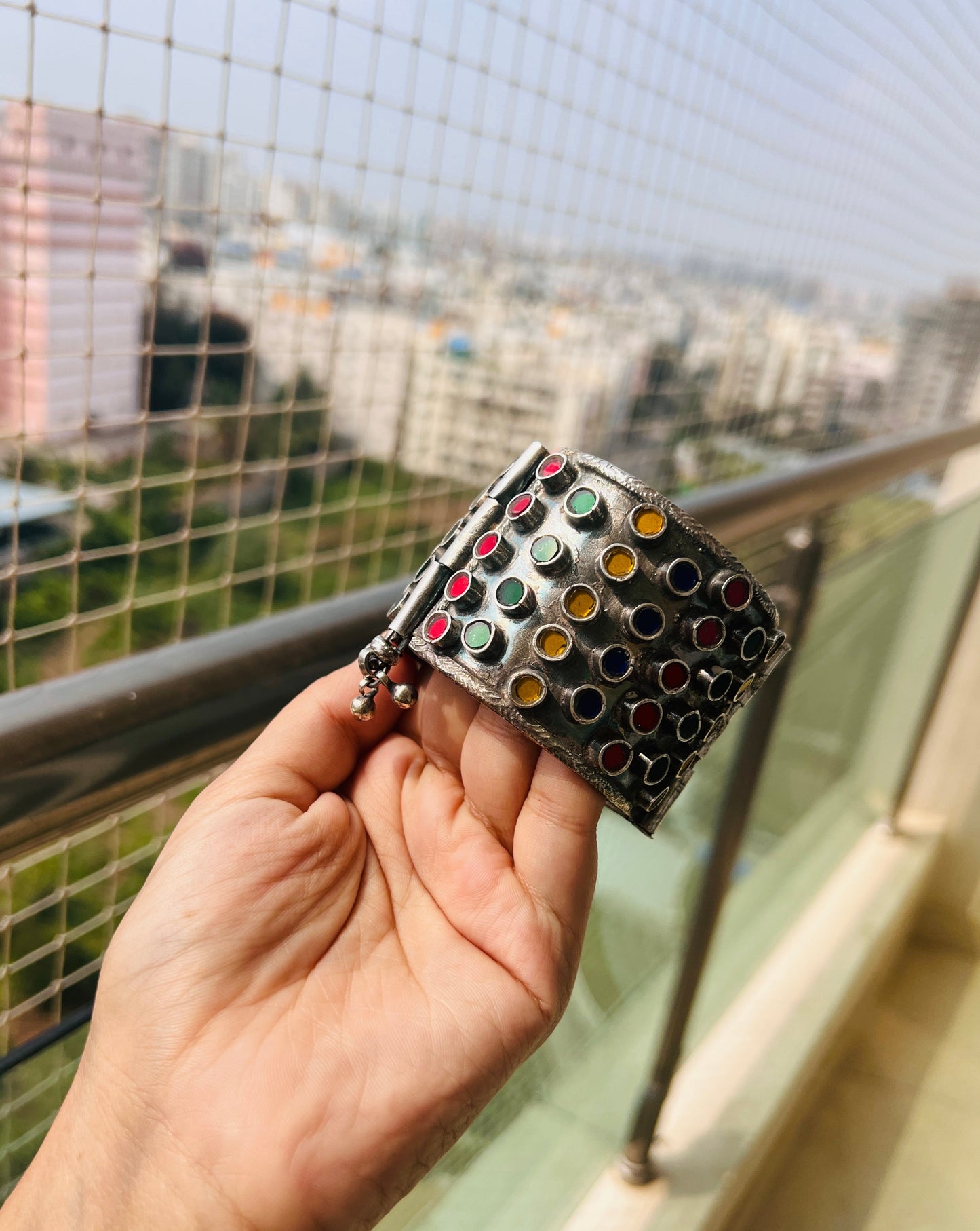 Antara Glass Kada