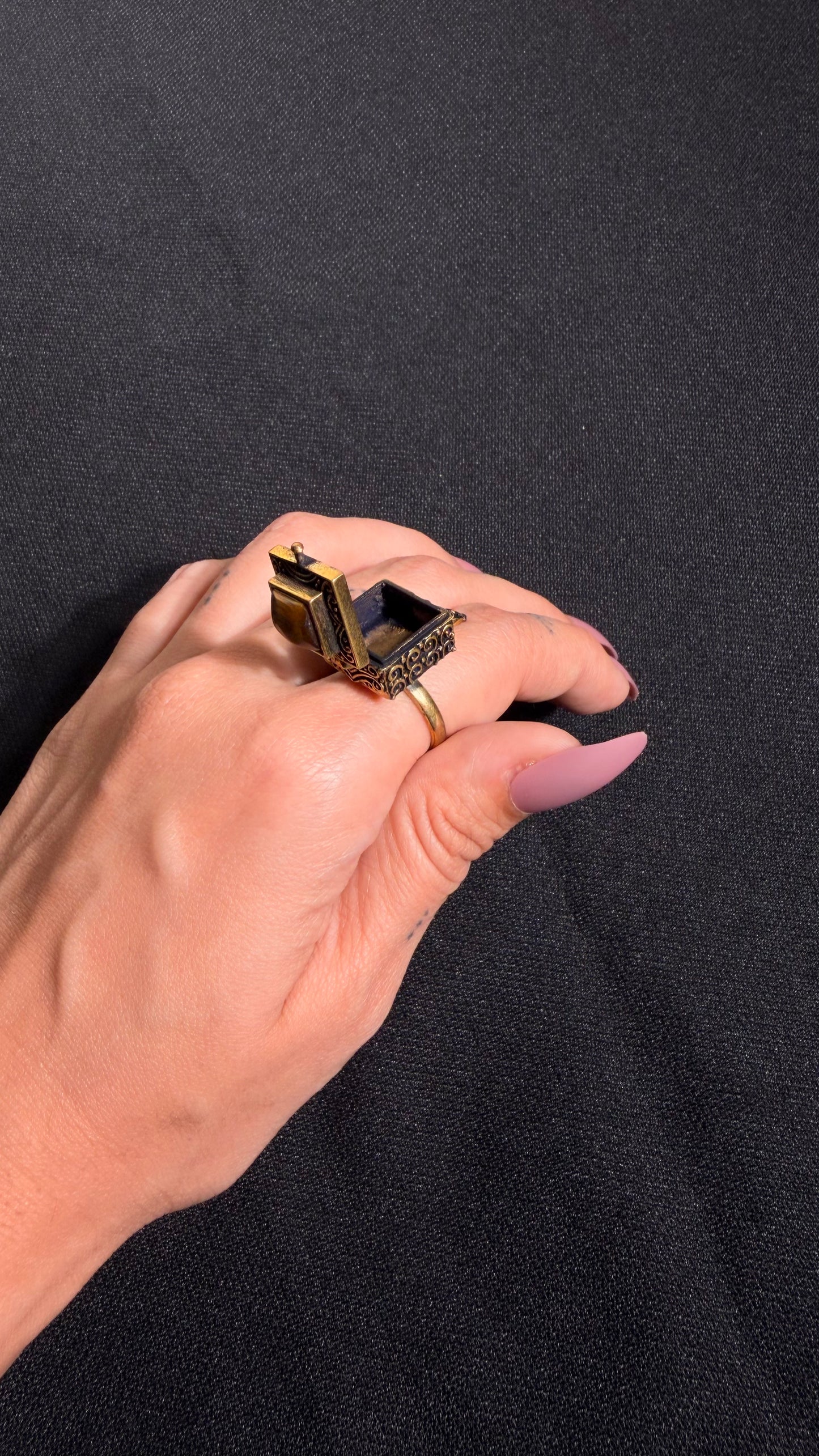 Dibiya Brass Ring