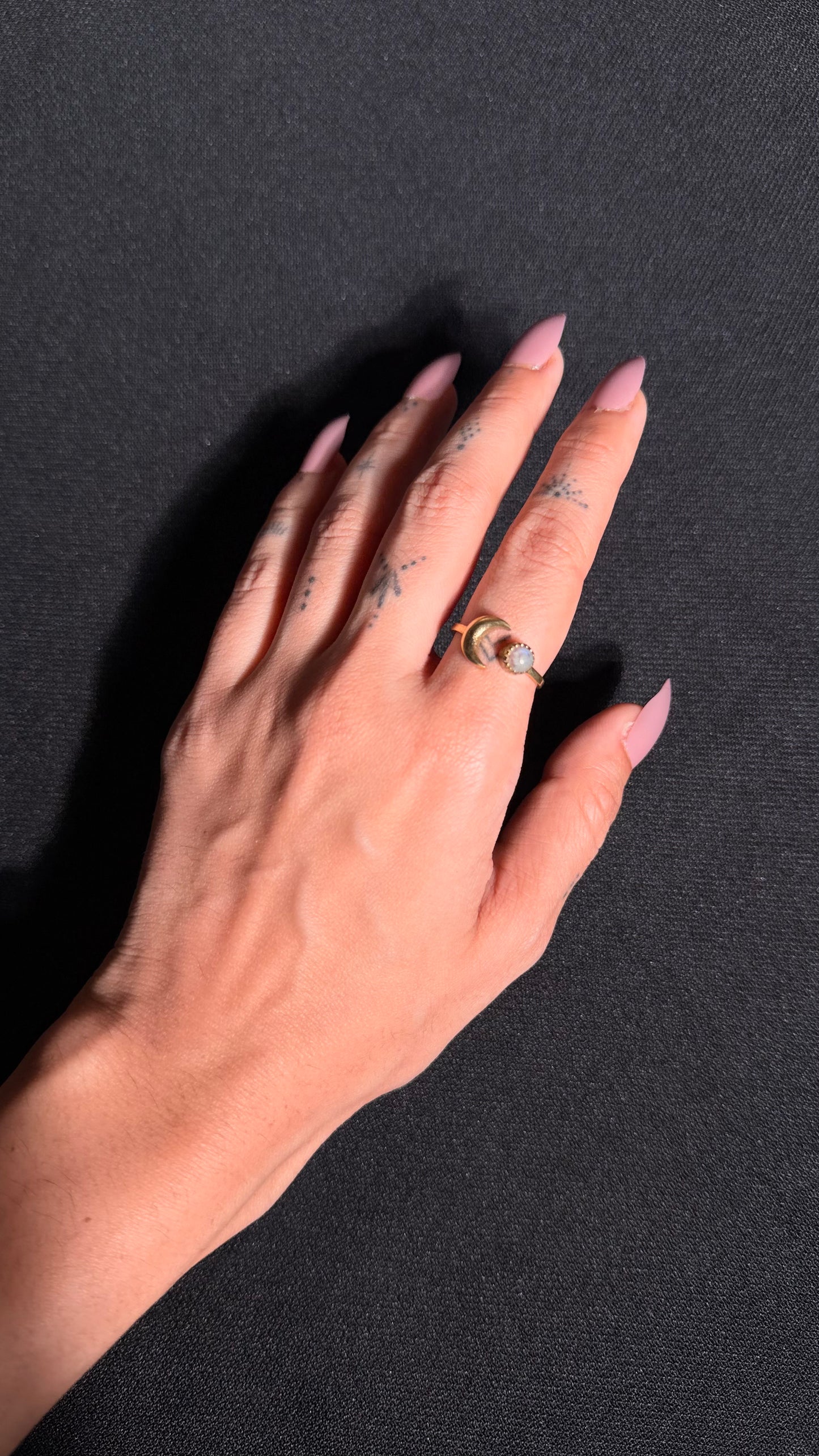 Bekhabar Brass Ring