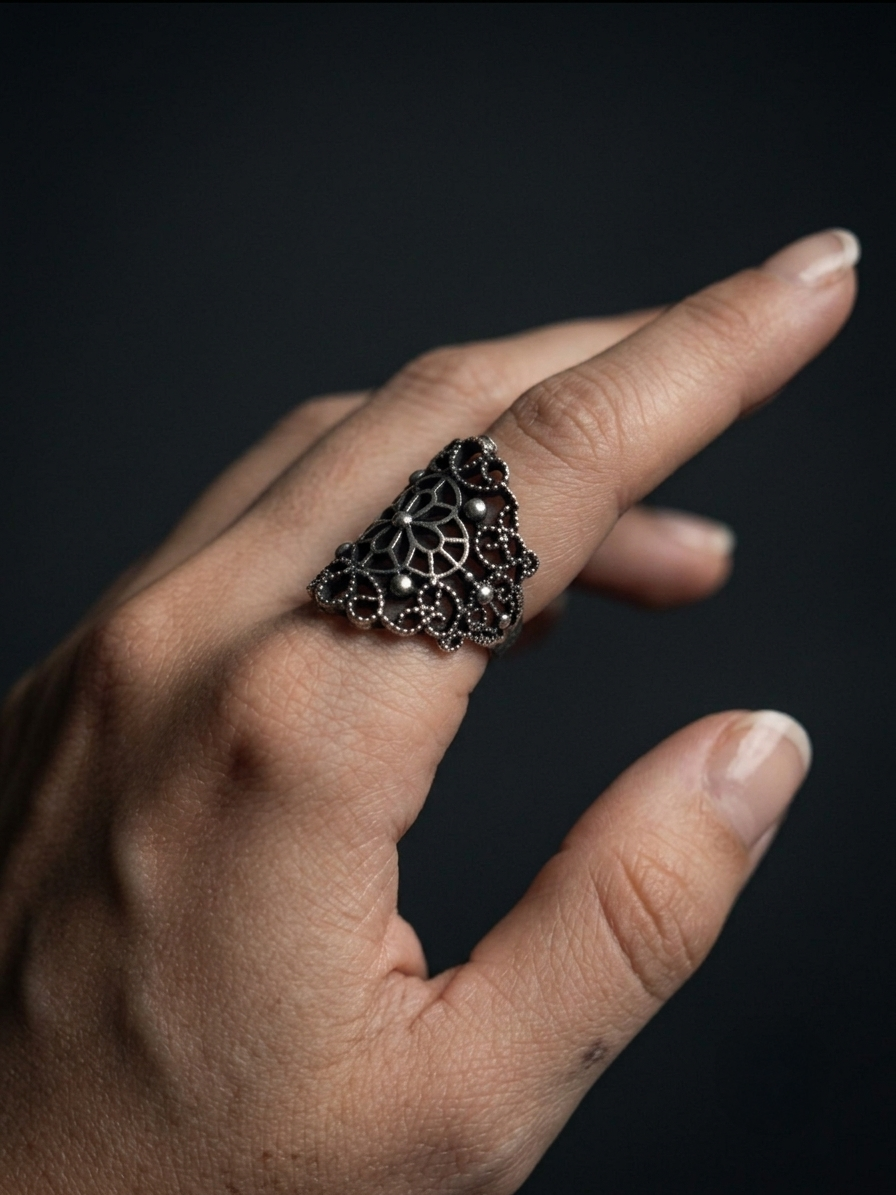 Akbar Zamak Ring