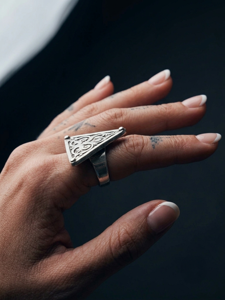 Netra Zamak Ring