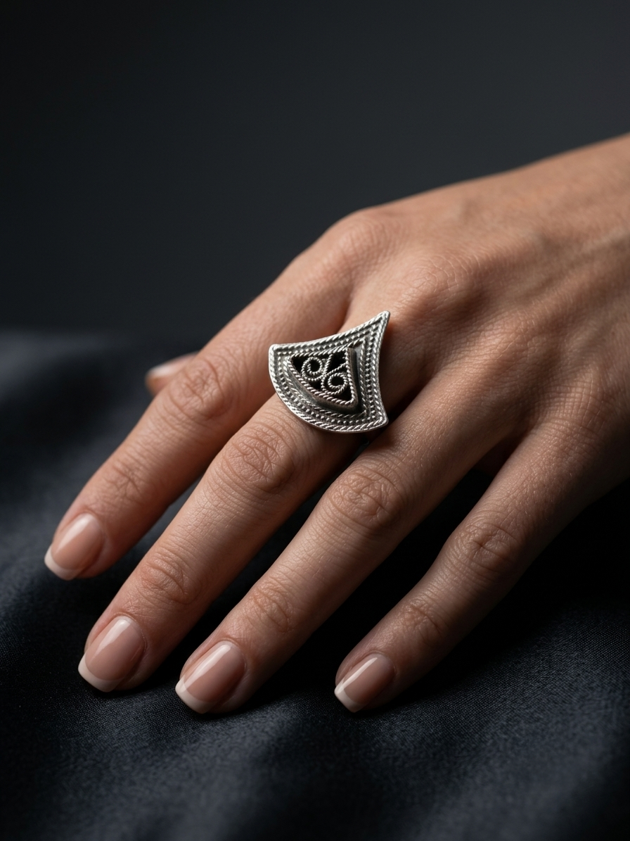 Hola Zamak Ring