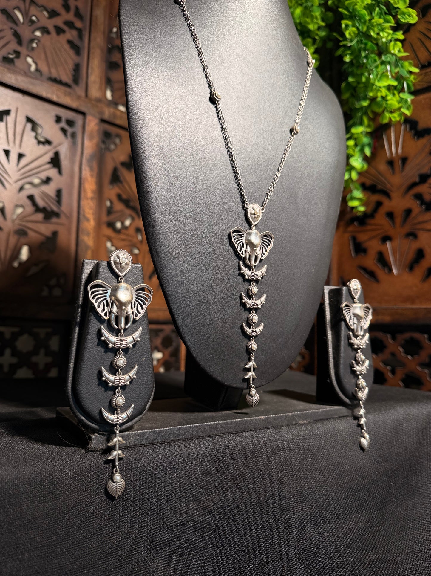 Abhey Oxidised Necklace Set with Earrings