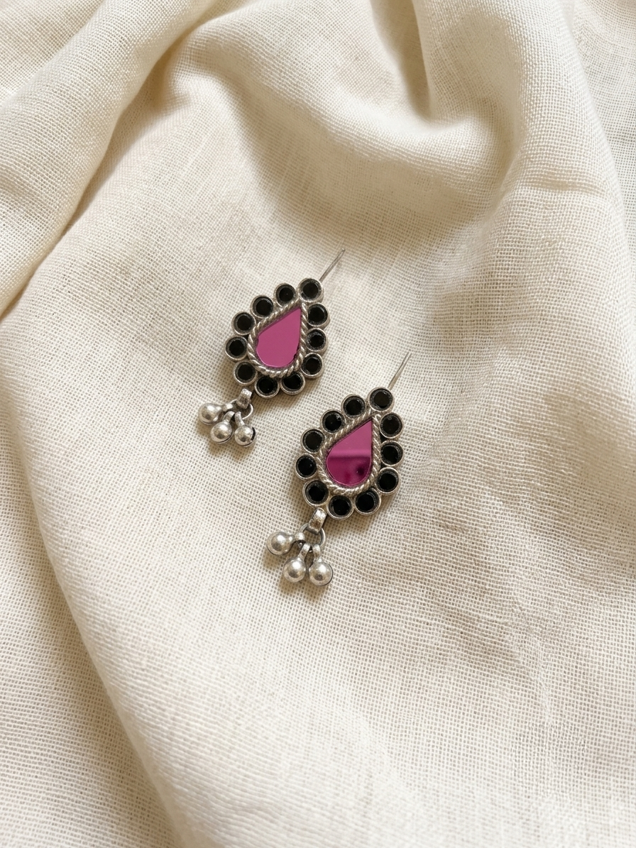 Yuki Glass Earrings