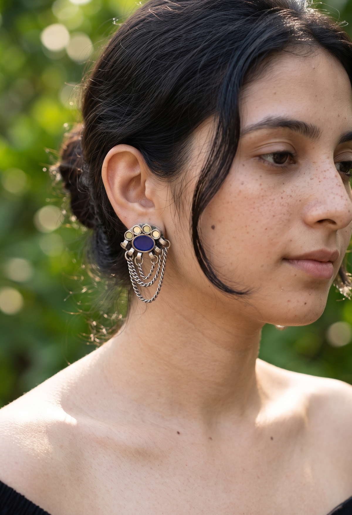 Oorja Glass Earrings