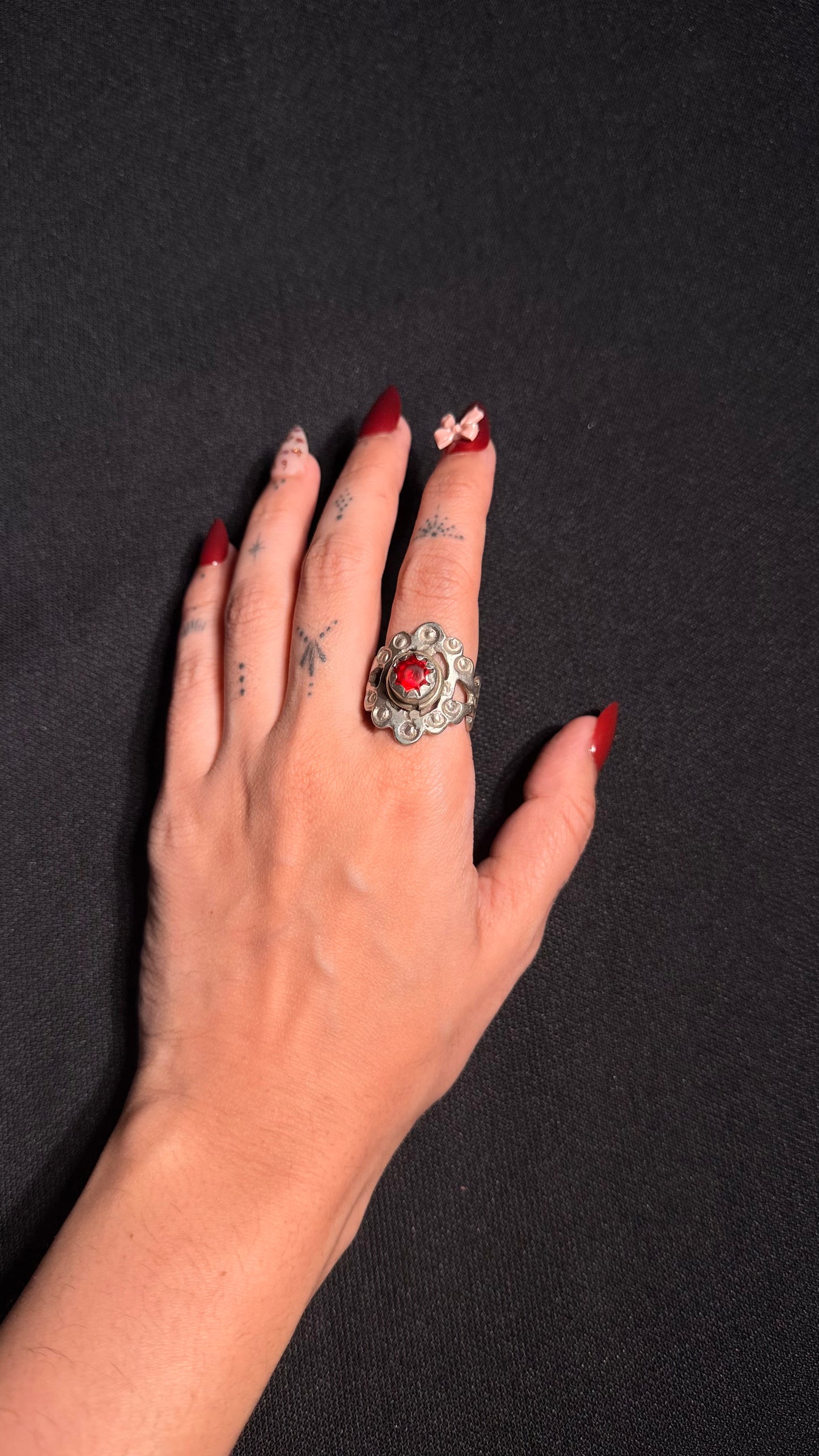 Olivia Vintage Ring