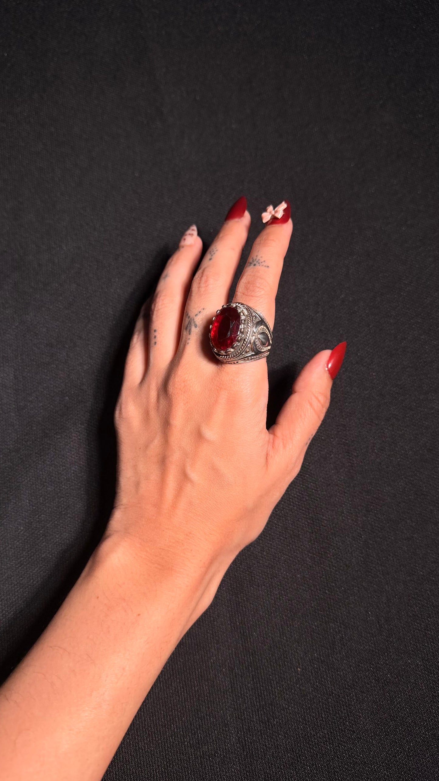 Mallika Vintage Ring